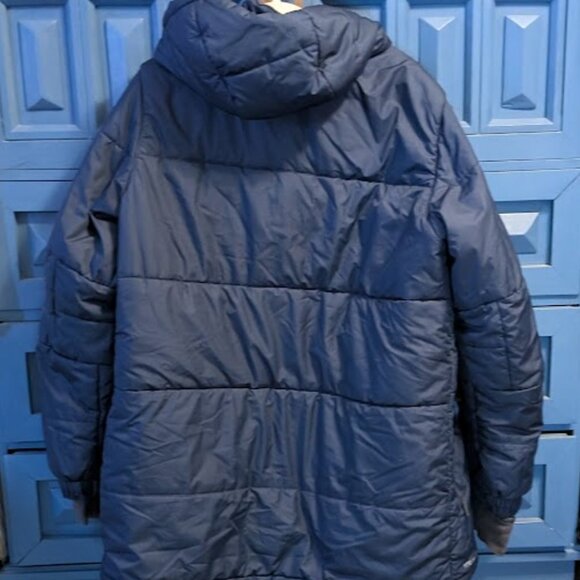 NIKE STORM- FIT JACKET W/ HOODIE - Picture 7 of 7